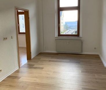 Sonnige 3-Raum Wohnung, Aufzug, Balkon - Photo 1