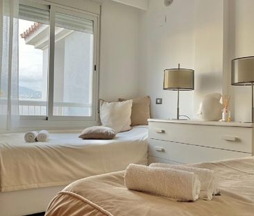 2 Bedroom Apartment For Rent in Estepona, Málaga - Photo 1