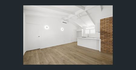 PERFECTLY LOCATED & BEAUTIFULLY RENOVATED! - Photo 2