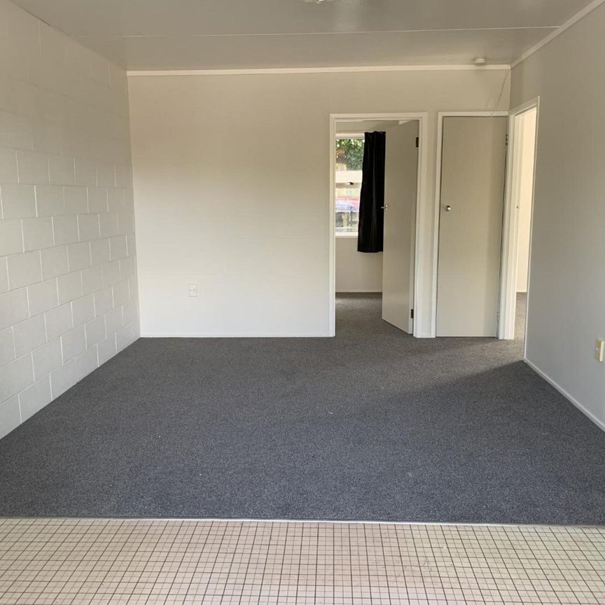 Quiet Glenview Home - Photo 1