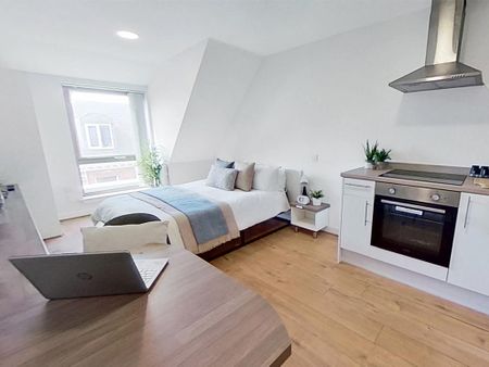 Studio to rent - Photo 2