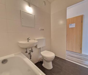 ** AB SOFORT ** - Helle 2-Zimmer-Wohnung mit idealer Raumaufteilung... - Foto 6