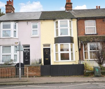 3 bedroom terraced house to rent - Photo 2