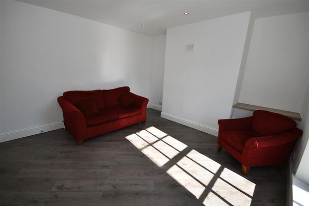 1 bedroom property to rent - Photo 1