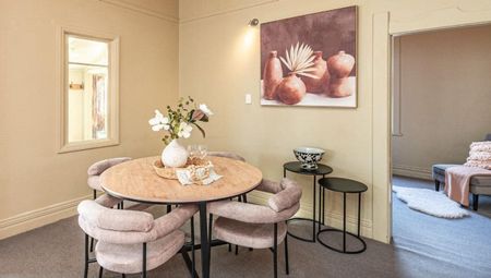 Home in the heart of Gonville - Photo 3