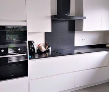 Woning te huur in Neerpelt voor € 1.425 met 3 slaapkamers - Photo 6