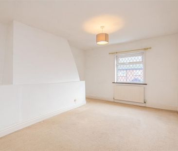 2 bed House - Mid Terrace To Let - Photo 5