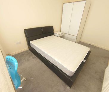 3 bedroom terraced house to rent - Photo 6
