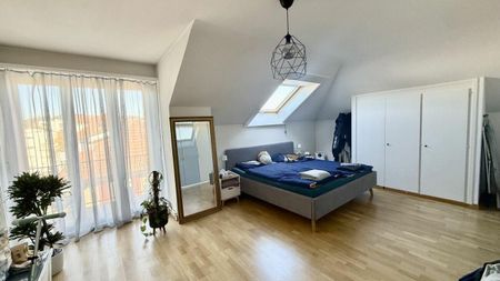 4 1/2-Zimmerdachwohnung mit schöner Aussicht & Cheminée - Photo 5