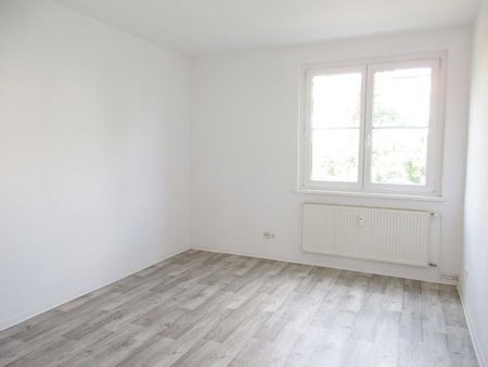 Ihr neues Zuhause in Cracau! Schicke, frisch renovierte 4-Zimmer-Wohnung mit Loggia! - Photo 2