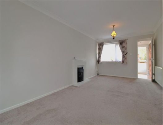 3 Bedroom Semi Detached Available Arranging tenancy - Photo 1
