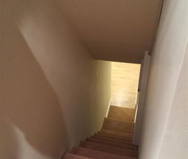 1 bedroom Flat To Let - Photo 5