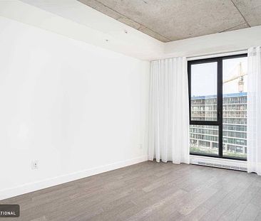 Condo for rent in Griffintown | Spacious and semi-furnished - Photo 1