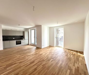 Geräumige 3-Zimmerwohnung mit Terrasse, Loggia und Stellplatz in Ba... - Photo 2