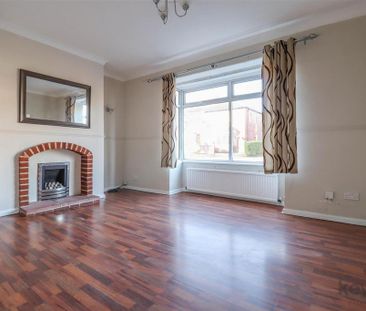 2 bedroom semi-detached house to rent - Photo 2