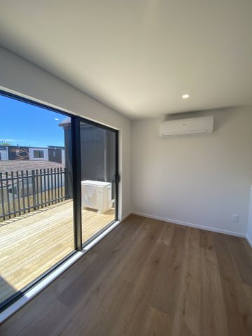 Brand New - 2 Bedrooms plus Study - Photo 2