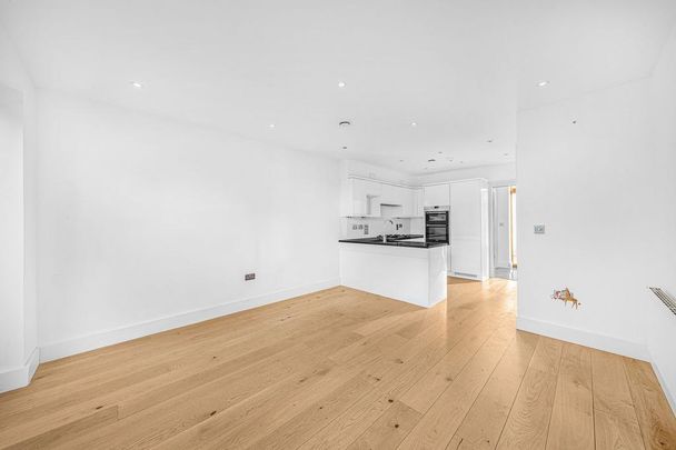 2 bedroom terraced house to rent - Photo 1