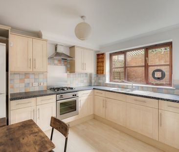 3 Bed End Terrace - Photo 6