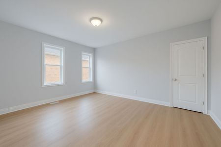 For Lease - 3091 Monarch Drive, Orillia, Ontario - Photo 2