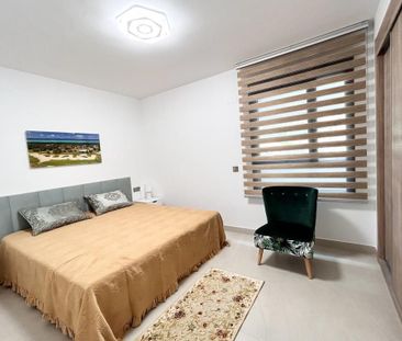 Apartamento de alquiler en Benahavís pueblo - Photo 3