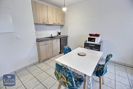 Location Appartement 2 pièces 31m² EYSINES 33320 - Photo 3