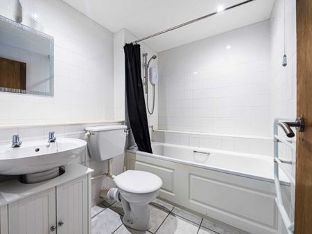1 bed Maisonette for rent - Photo 4