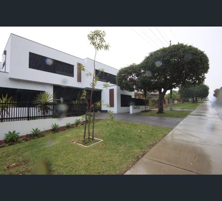 8/17 Balcombe Street, Westminster, WA 6061 - Photo 5