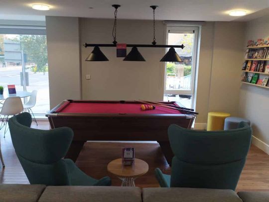 Premium En Suite - Photo 1