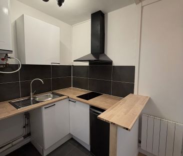 Location Appartement 2 pièces 44m² - Photo 2