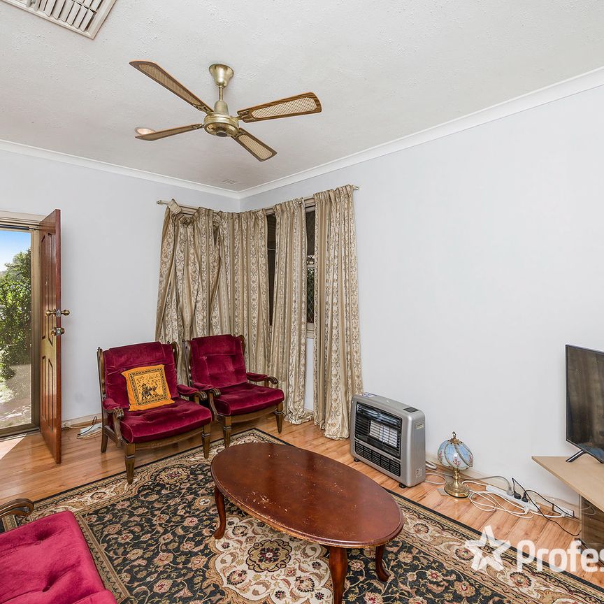 93 Finchley Crescent, Balga WA 6061 - Photo 1