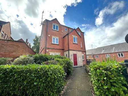 St. Giles Row, Lower High Street, Stourbridge, DY8 1TR - Photo 2