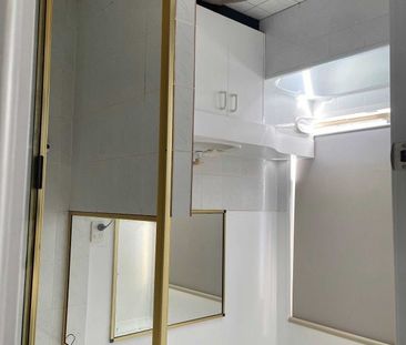 Shared acreage home- Room rent only - Photo 5