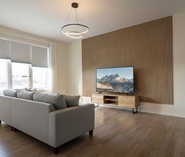 For Lease - 3478 Vernon Powell Drive, Oakville, Ontario - Photo 1