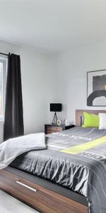 Superbe logement 4 1/2 + bureau à St-Nicolas, 2ème étage, climatisé, 2 STATIONNEMENTS EXTÉRIEURS INCLUS, LIBRE LE 1ier février 2026. - Photo 3