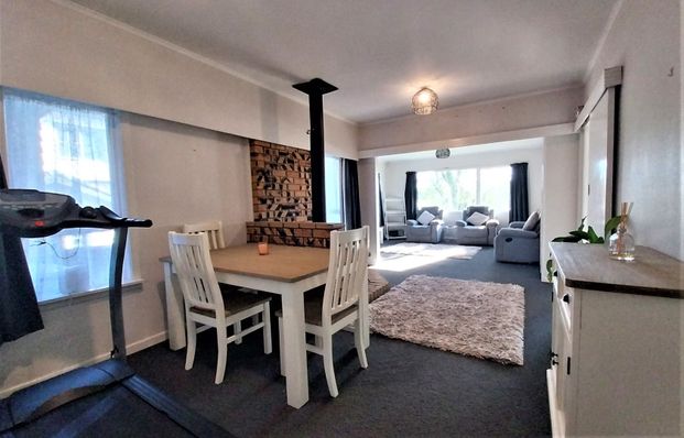 Wonderful Quiet Family Home - Photo 1