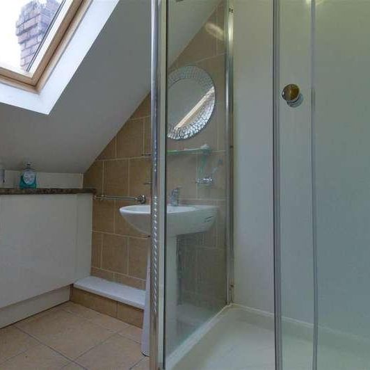 Grosvenor Road, Jesmond, NE2 - Photo 1