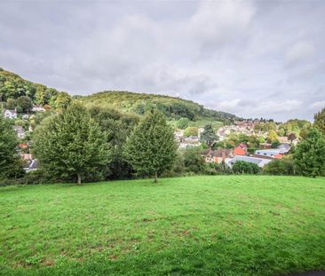 Harrolds Close, Dursley - Photo 5