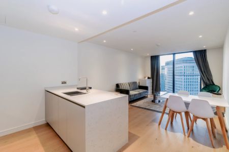 1 Bedroom 1 Bathroom Apartment 4108 - Photo 2