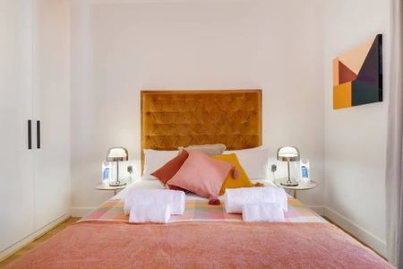 Carrer de Sepúlveda, Barcelona, Catalonia 08015 - Photo 5