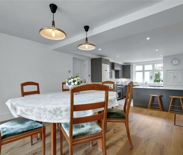 Hampton Court Road, East Molesey, KT8 - Photo 2