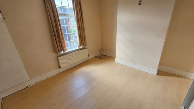 2 bed Terraced - To Let - Photo 1