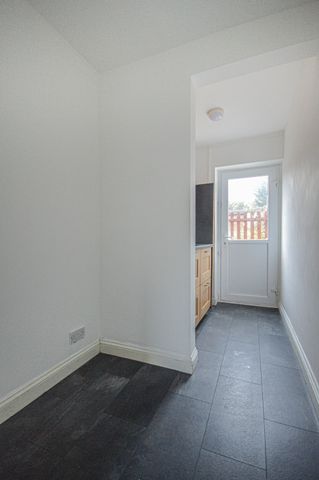 3 bed terraced house to rent in Heol Newydd, Cwmbran, NP44 - Photo 5