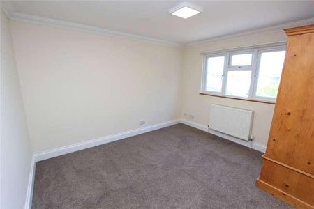 Highfield Grove, Westcliff-on-sea, Essex, SS0 - Photo 5