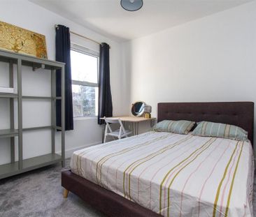 4 bedroom maisonette to rent - Photo 4