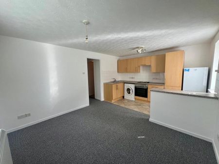 1 bedroom flat to rent - Photo 4