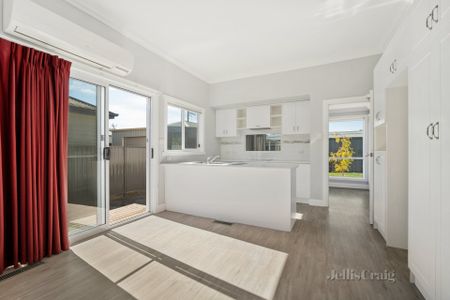 165 Albert Street, Sebastopol - Photo 2