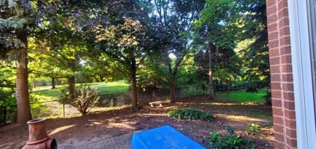 For Lease - 2545 Addingham Crescent, Oakville, Ontario - Photo 2