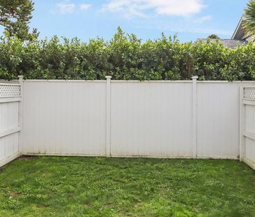 Modern townhouse in a prime location! - Photo 3