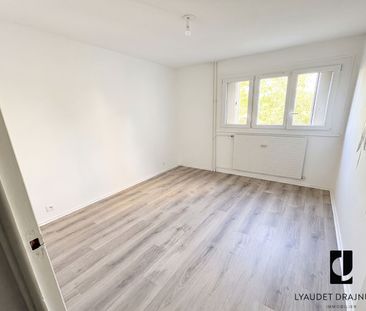 Location Appartement 3 pièces 74m² - Photo 4