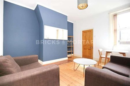 Warton Terrace, Heaton, Newcastle Upon Tyne, NE6 - Photo 2